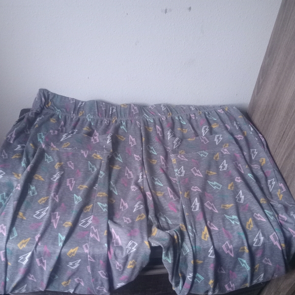 Secret Treasures, Dark Gray Lighting Patterned Sleep Pants - Picture 2 of 3